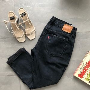 Black Levi’s 501s